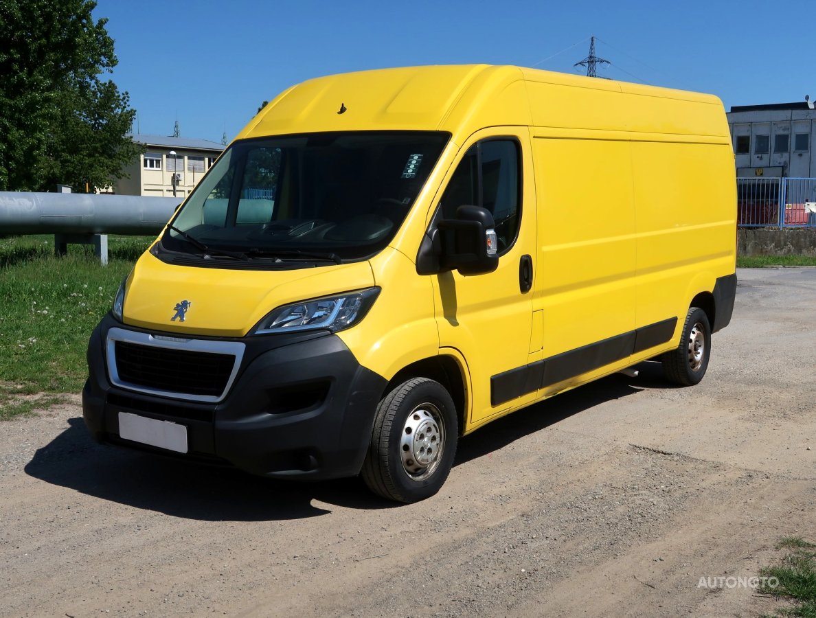 Peugeot Boxer, 2018 - pohled č. 3