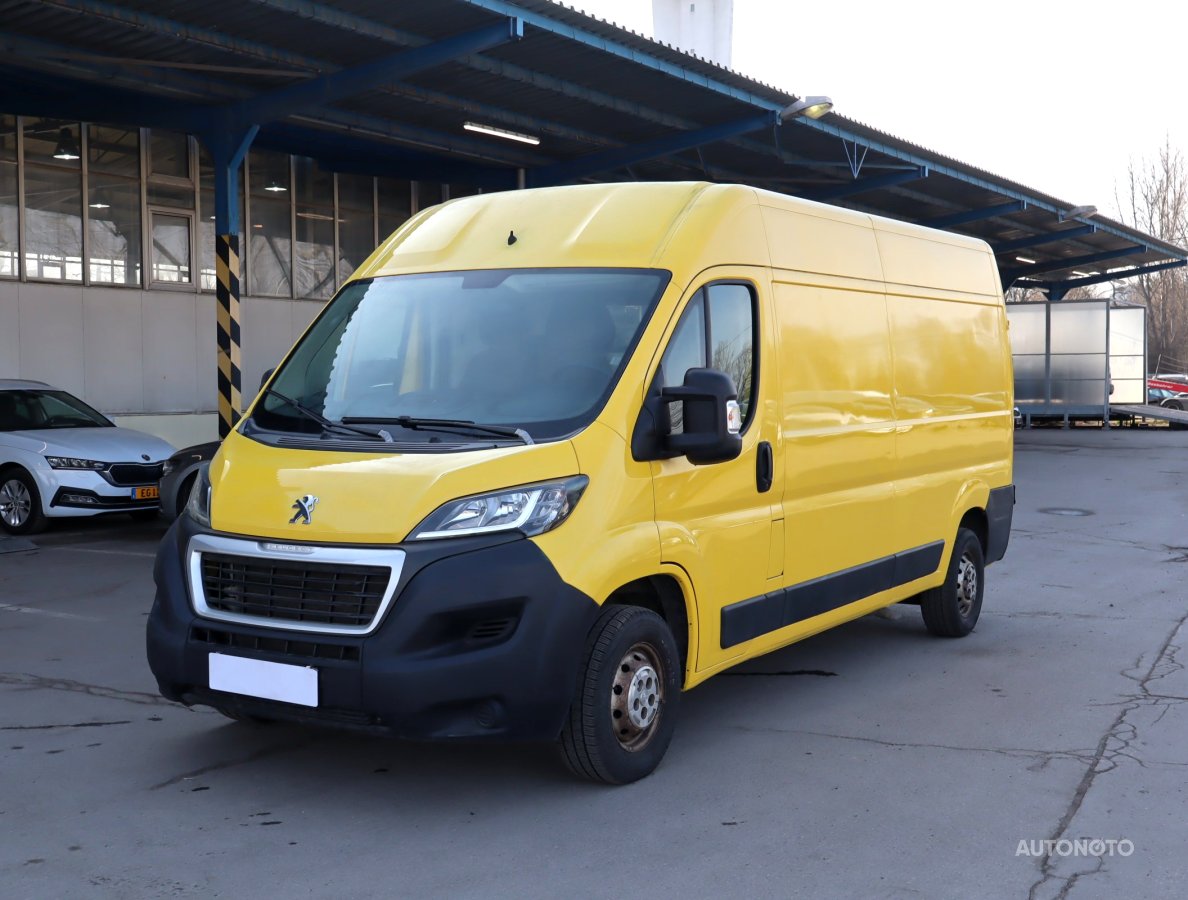 Peugeot Boxer, 2019 - pohled č. 3