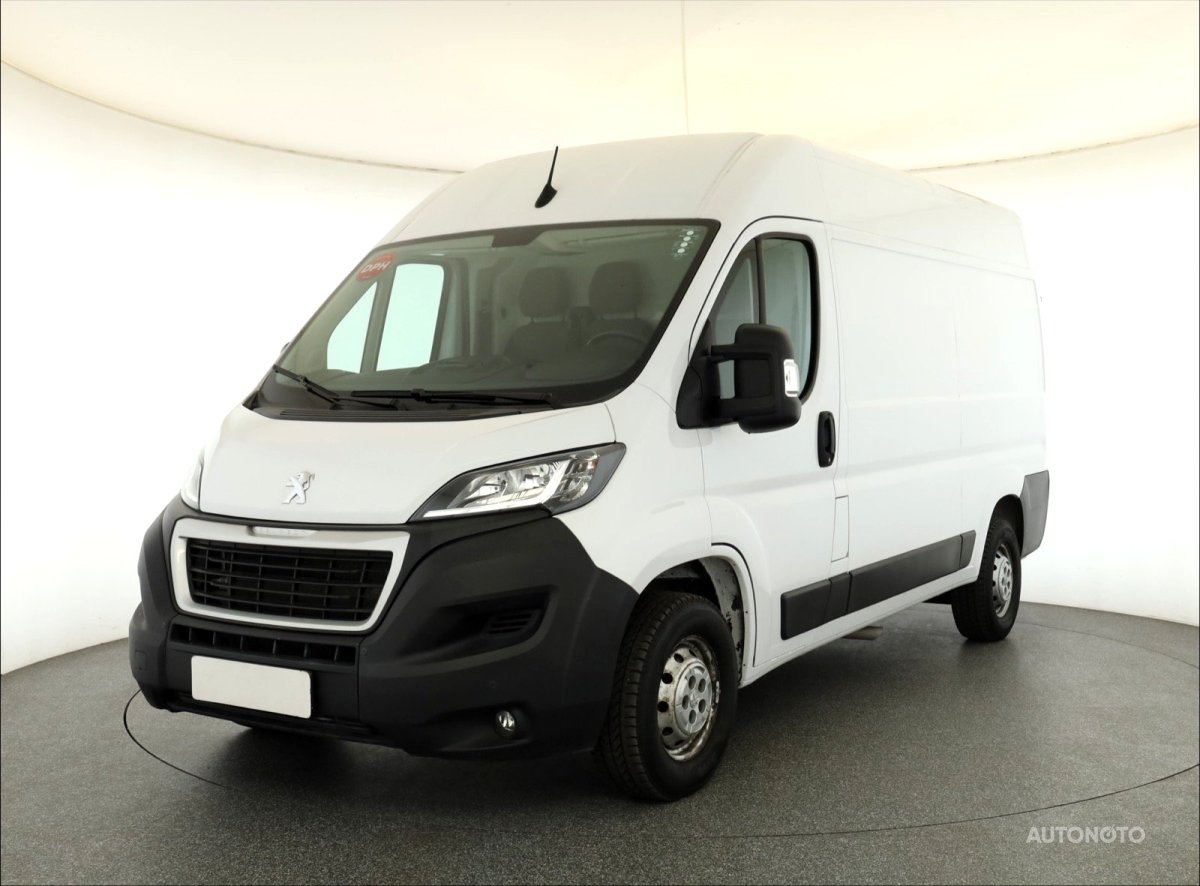 Peugeot Boxer, 2021 - pohled č. 3
