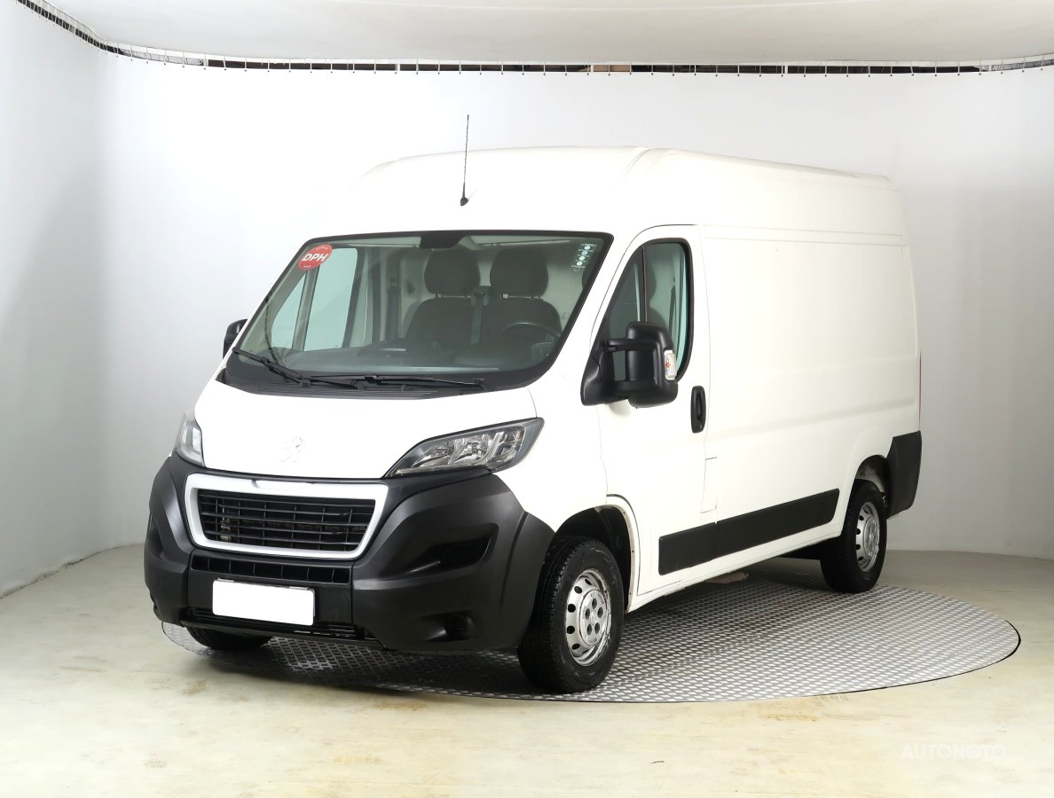 Peugeot Boxer, 2020 - pohled č. 3