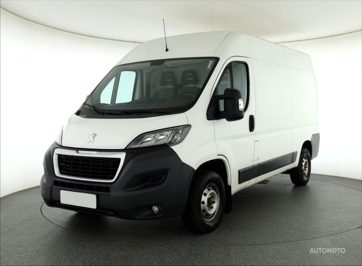 Peugeot Boxer, 2018 - pohled č. 3
