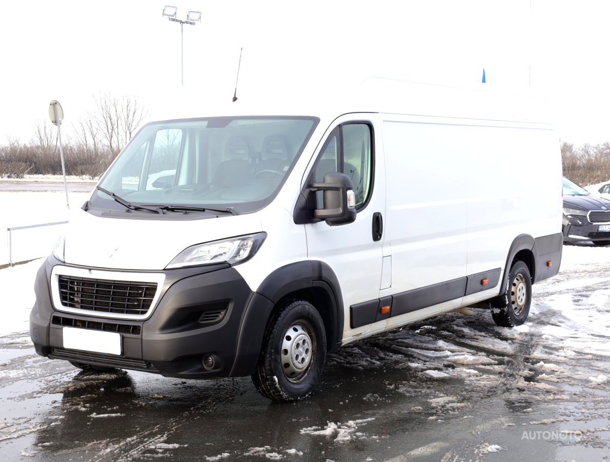 Peugeot Boxer, 2019 - pohled č. 3