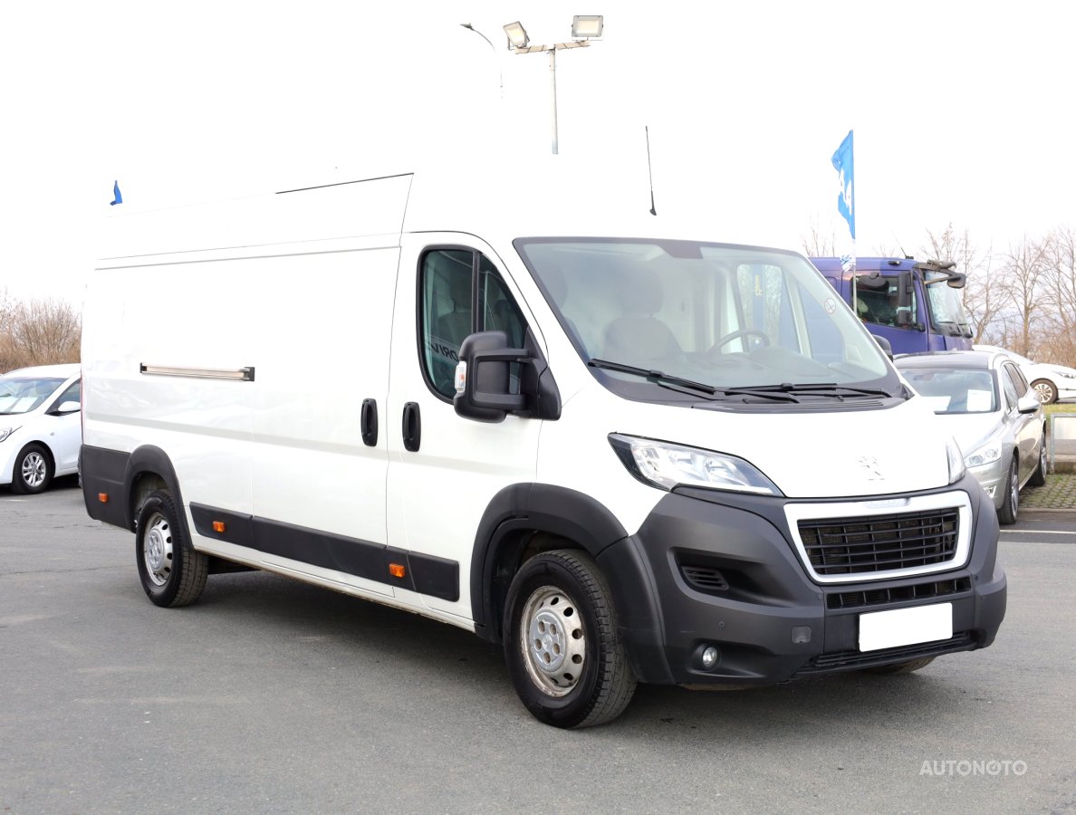Peugeot Boxer, 2021 - celkový pohled