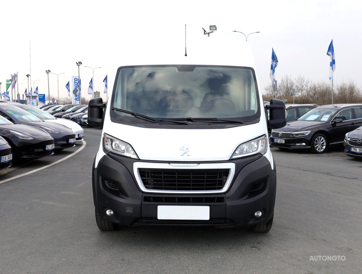 Peugeot Boxer, 2021 - pohled č. 2