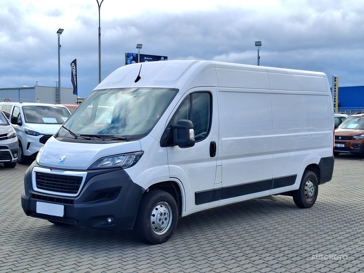 Peugeot Boxer, 2021 - pohled č. 3