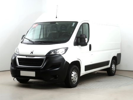 Peugeot Boxer, 2018 - pohled č. 3