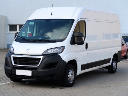 Peugeot Boxer, 2019 - pohled č. 3