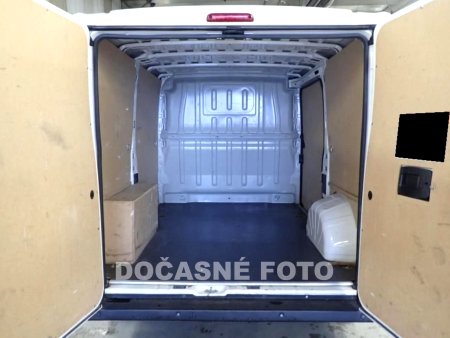 Peugeot Boxer, 2019 - pohled č. 3