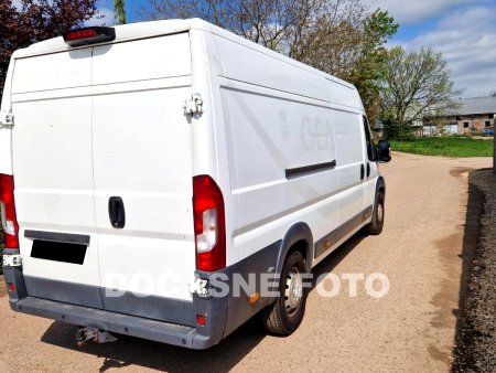Peugeot Boxer, 2017 - pohled č. 3
