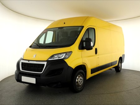 Peugeot Boxer, 2019 - pohled č. 3