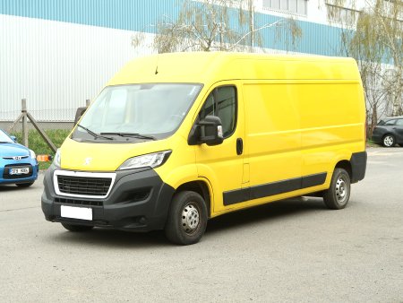 Peugeot Boxer, 2018 - pohled č. 3