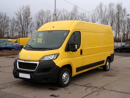 Peugeot Boxer, 2019 - pohled č. 3