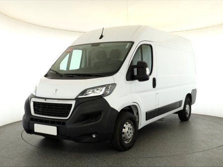 Peugeot Boxer, 2021 - pohled č. 3
