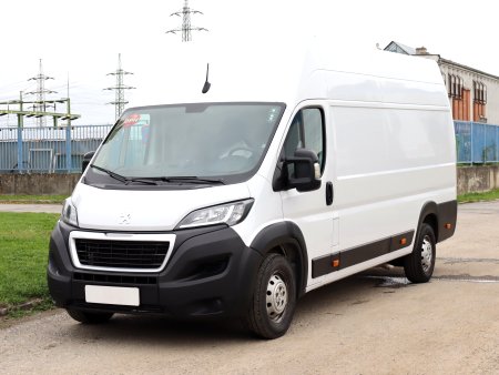 Peugeot Boxer, 2022 - pohled č. 3