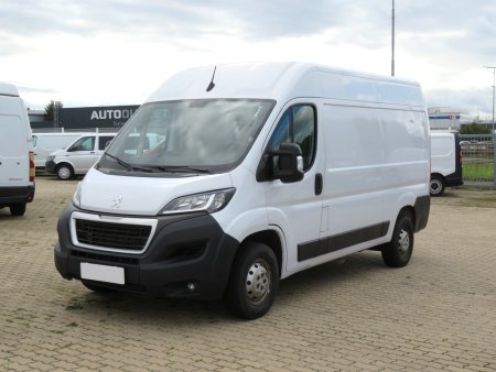 Peugeot Boxer, 2021 - pohled č. 3