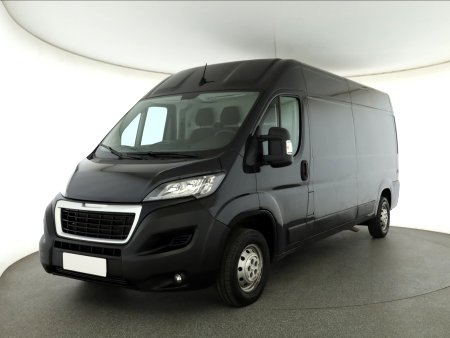 Peugeot Boxer, 2021 - pohled č. 3