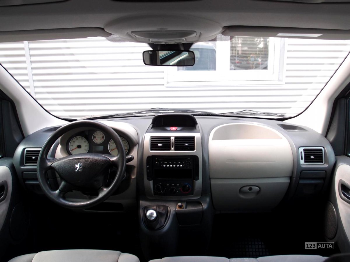 Peugeot Expert Tepee, 2008 - pohled č. 15