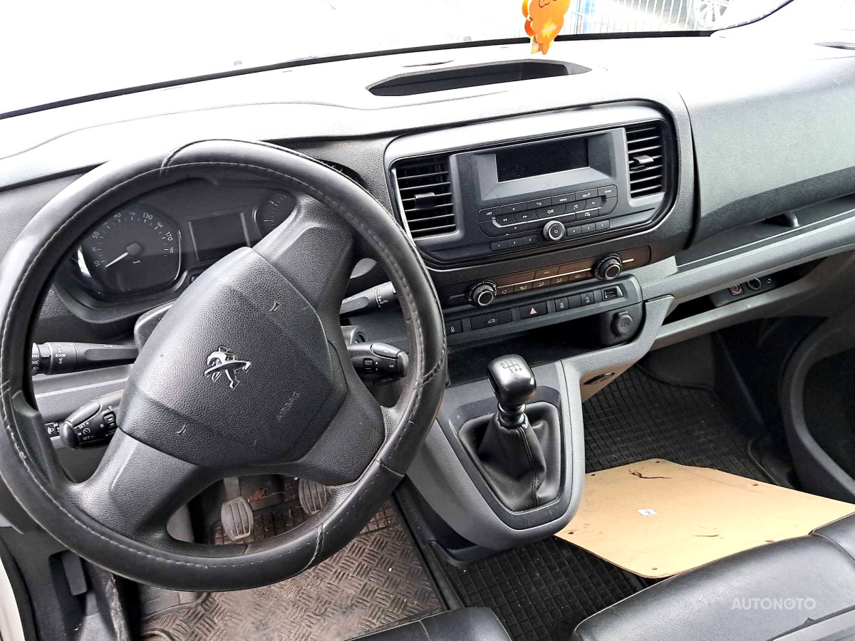 Peugeot Expert, 2018 - pohled č. 3