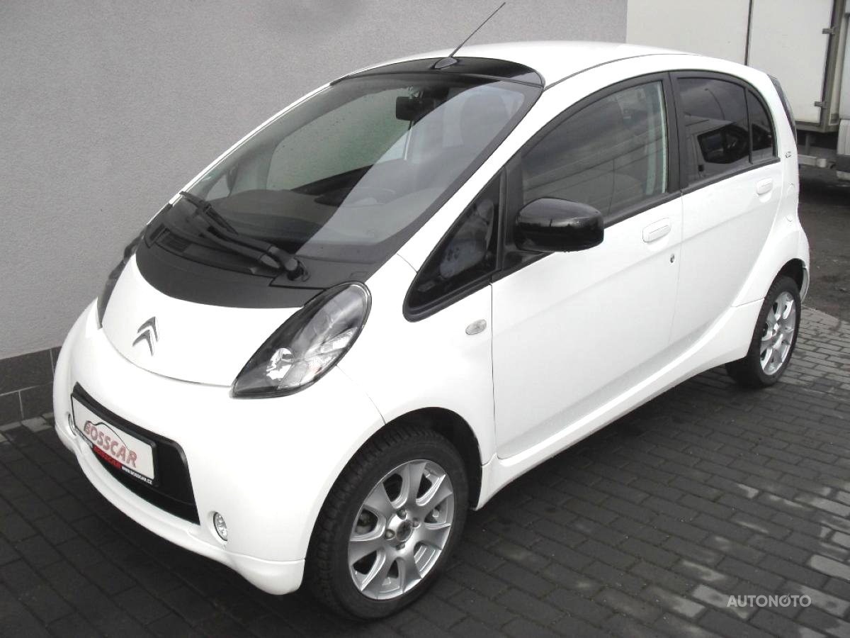 Peugeot IOn, 2013 - celkový pohled