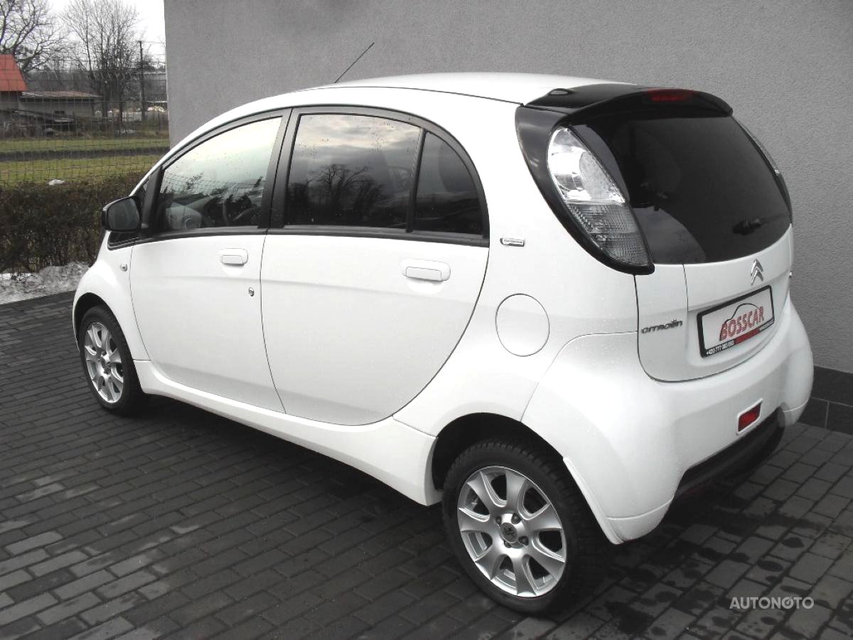 Peugeot IOn, 2013 - pohled č. 3