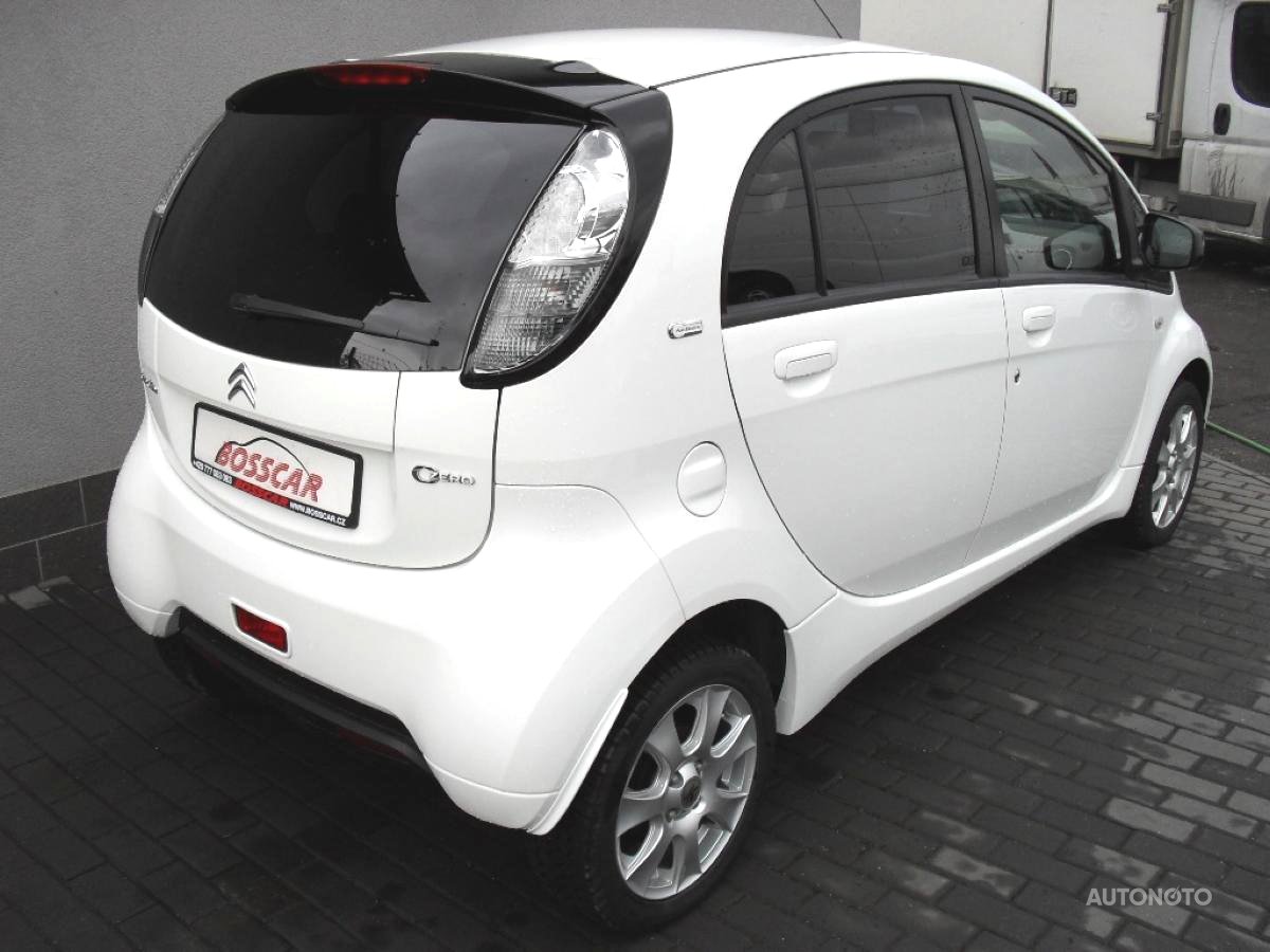 Peugeot IOn, 2013 - pohled č. 5