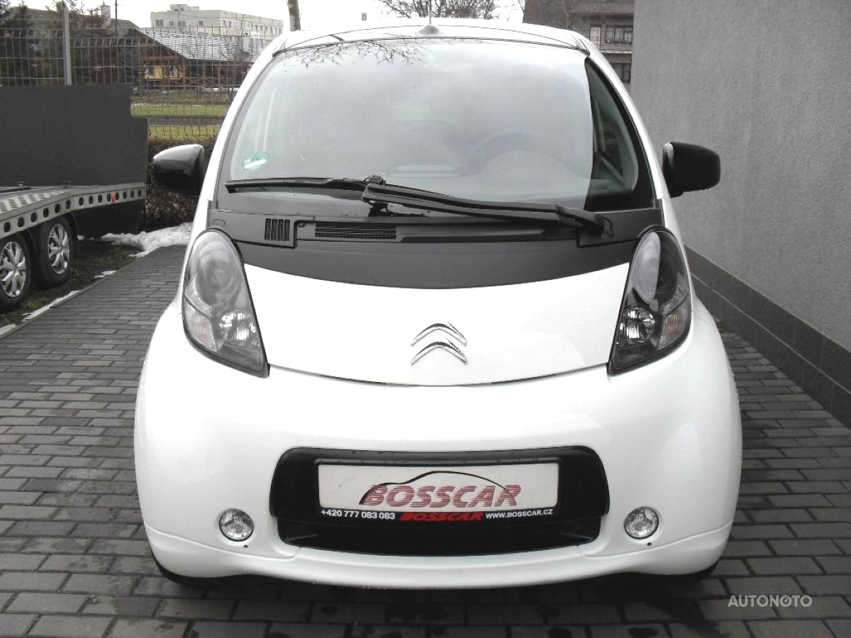 Peugeot IOn, 2013 - pohled č. 8