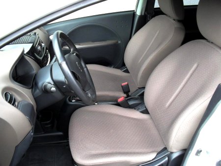 Peugeot IOn, 2013 - pohled č. 10