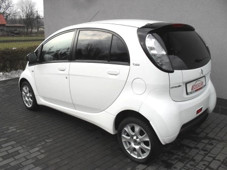 Peugeot IOn, 2013 - pohled č. 3