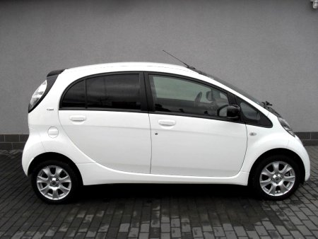 Peugeot IOn, 2013 - pohled č. 6