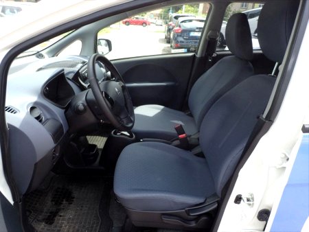 Peugeot IOn, 2015 - pohled č. 6