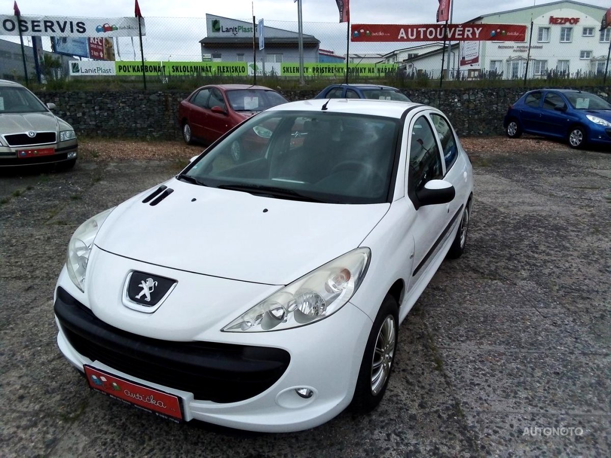 Peugeot Ostatní, 2012 - celkový pohled