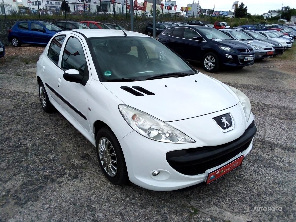 Peugeot Ostatní, 2012 - pohled č. 3