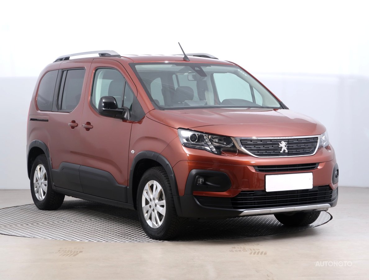 Peugeot Ostatní, 2022 - celkový pohled