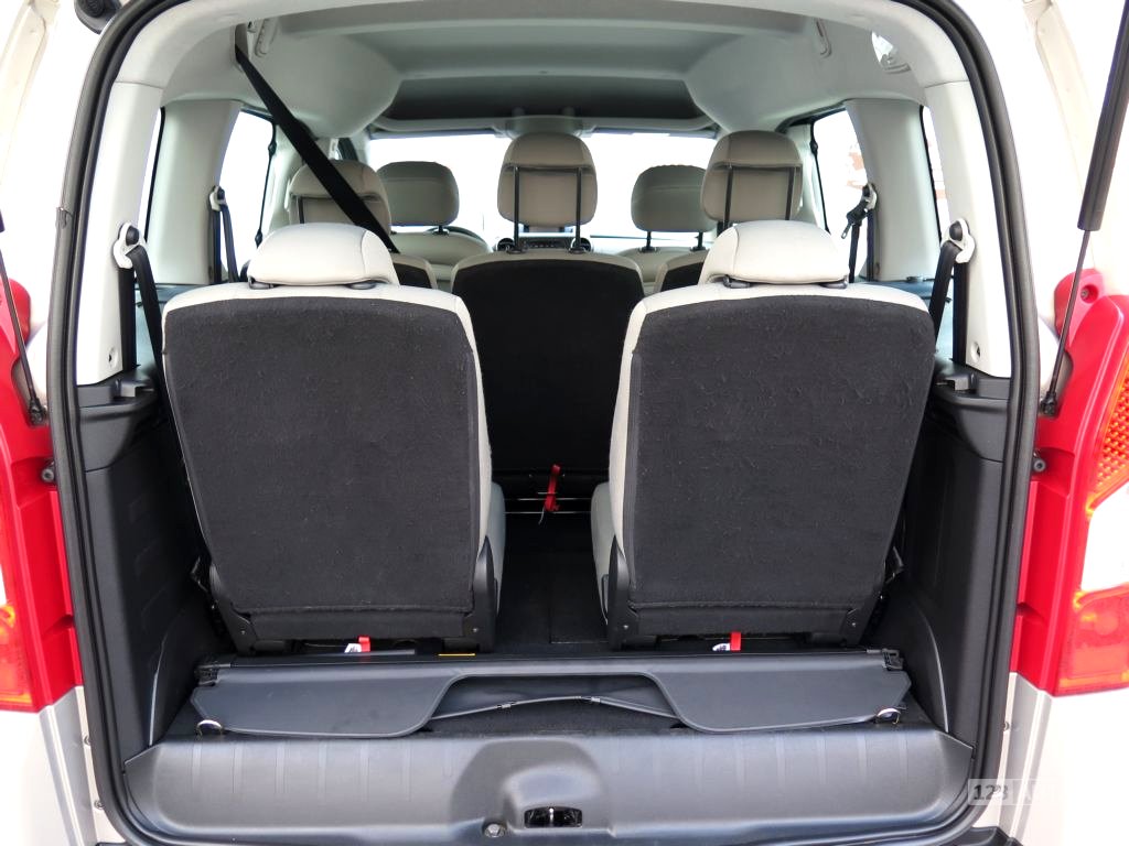 Peugeot Partner, 2011 - pohled č. 15