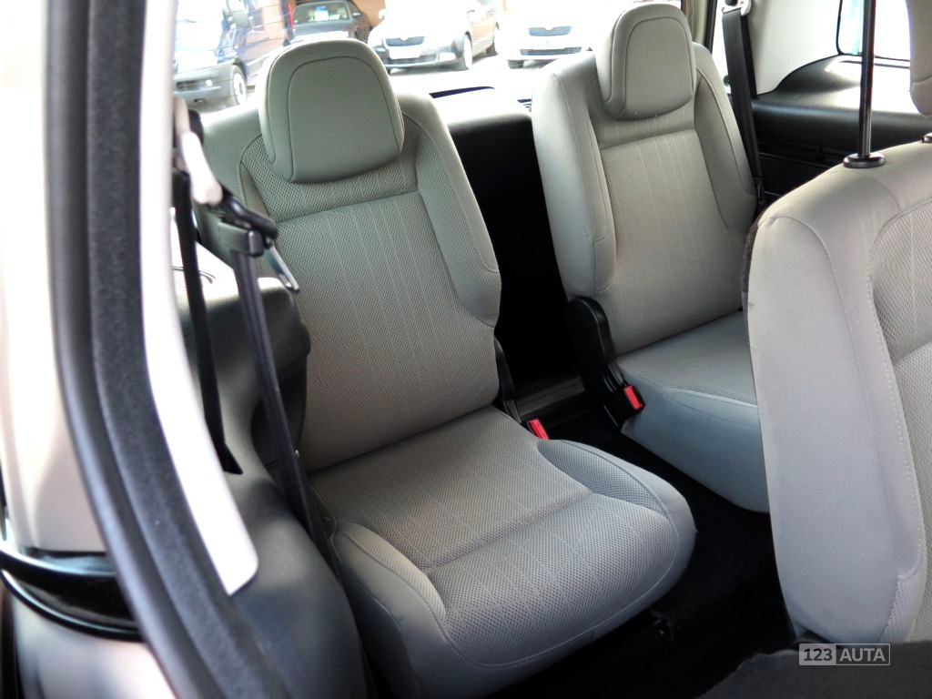 Peugeot Partner, 2011 - pohled č. 16