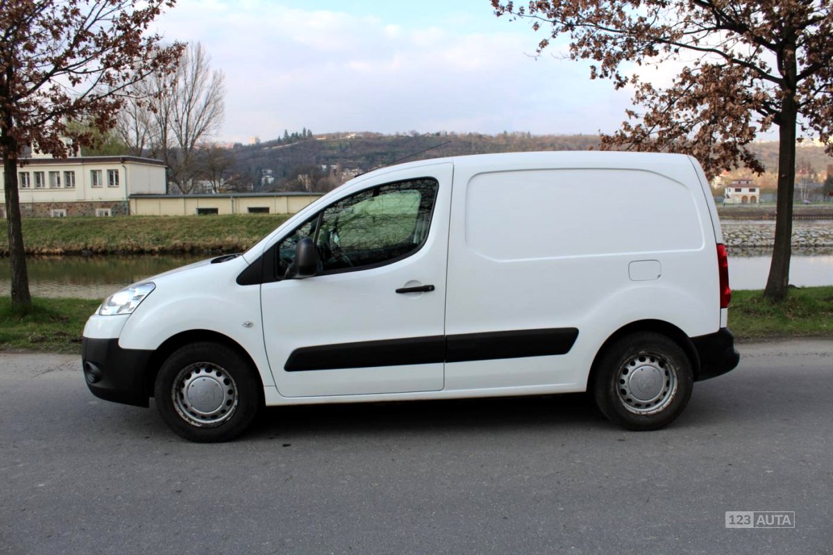 Peugeot Partner, 2011 - pohled č. 3