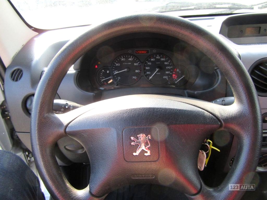 Peugeot Partner, 2006 - pohled č. 5