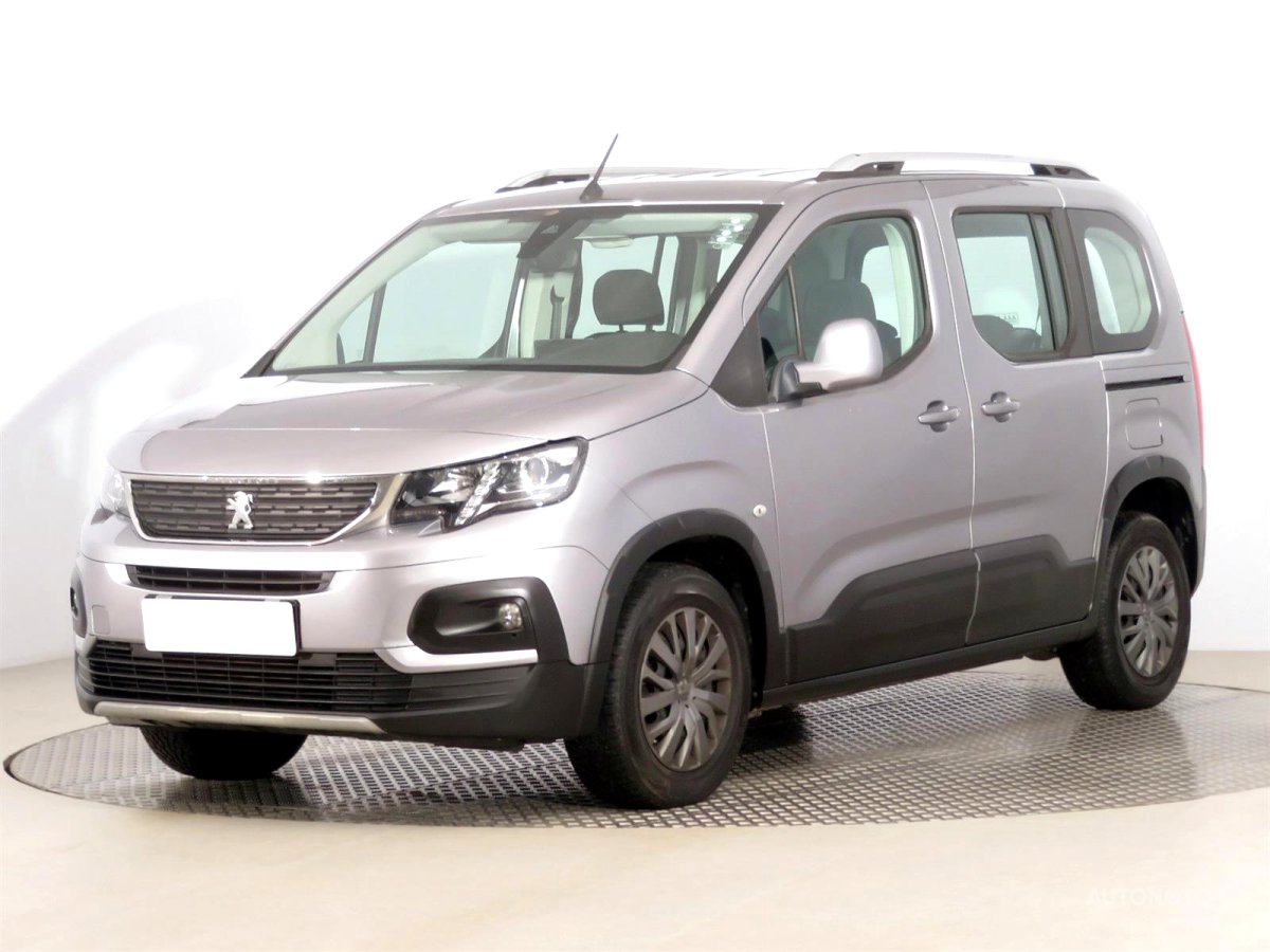 Peugeot Rifter, 2019 - pohled č. 3