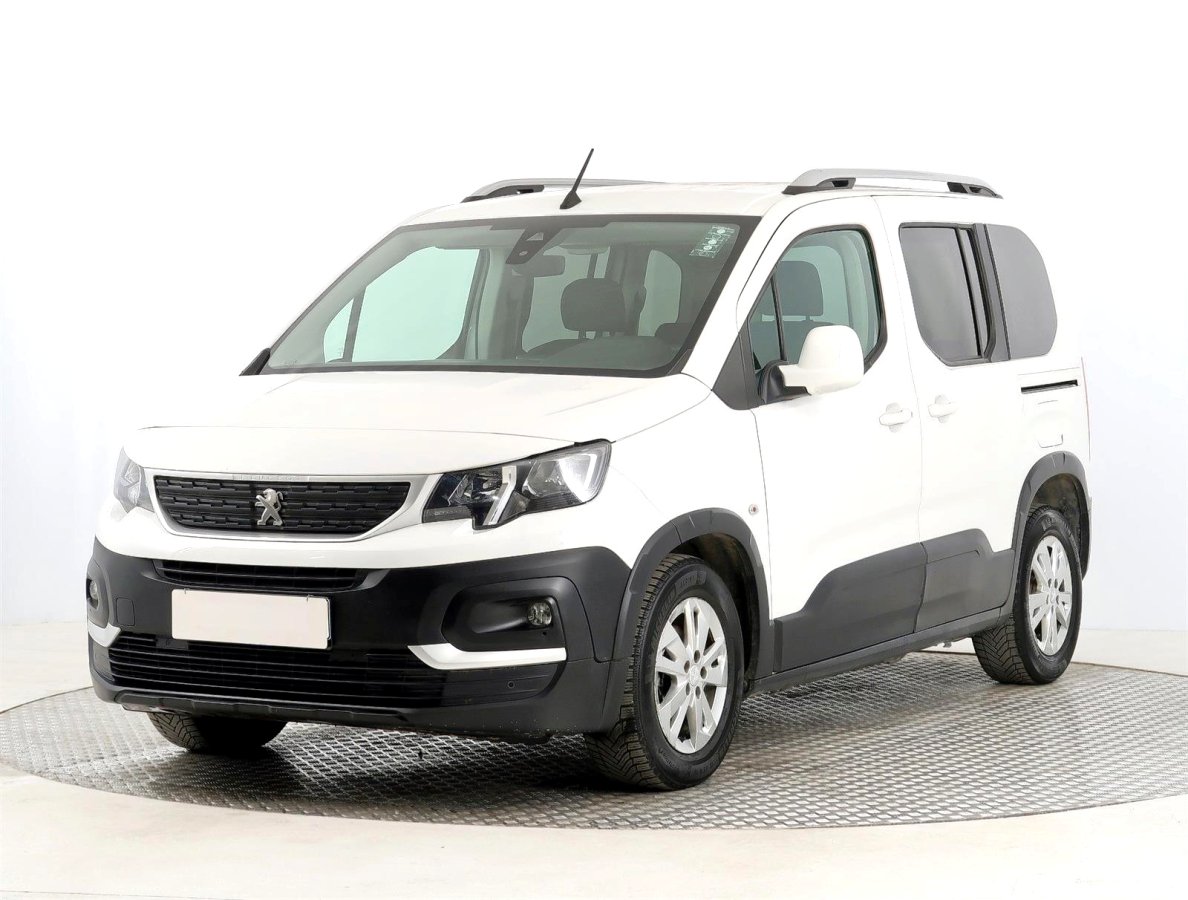 Peugeot Rifter, 2019 - pohled č. 3