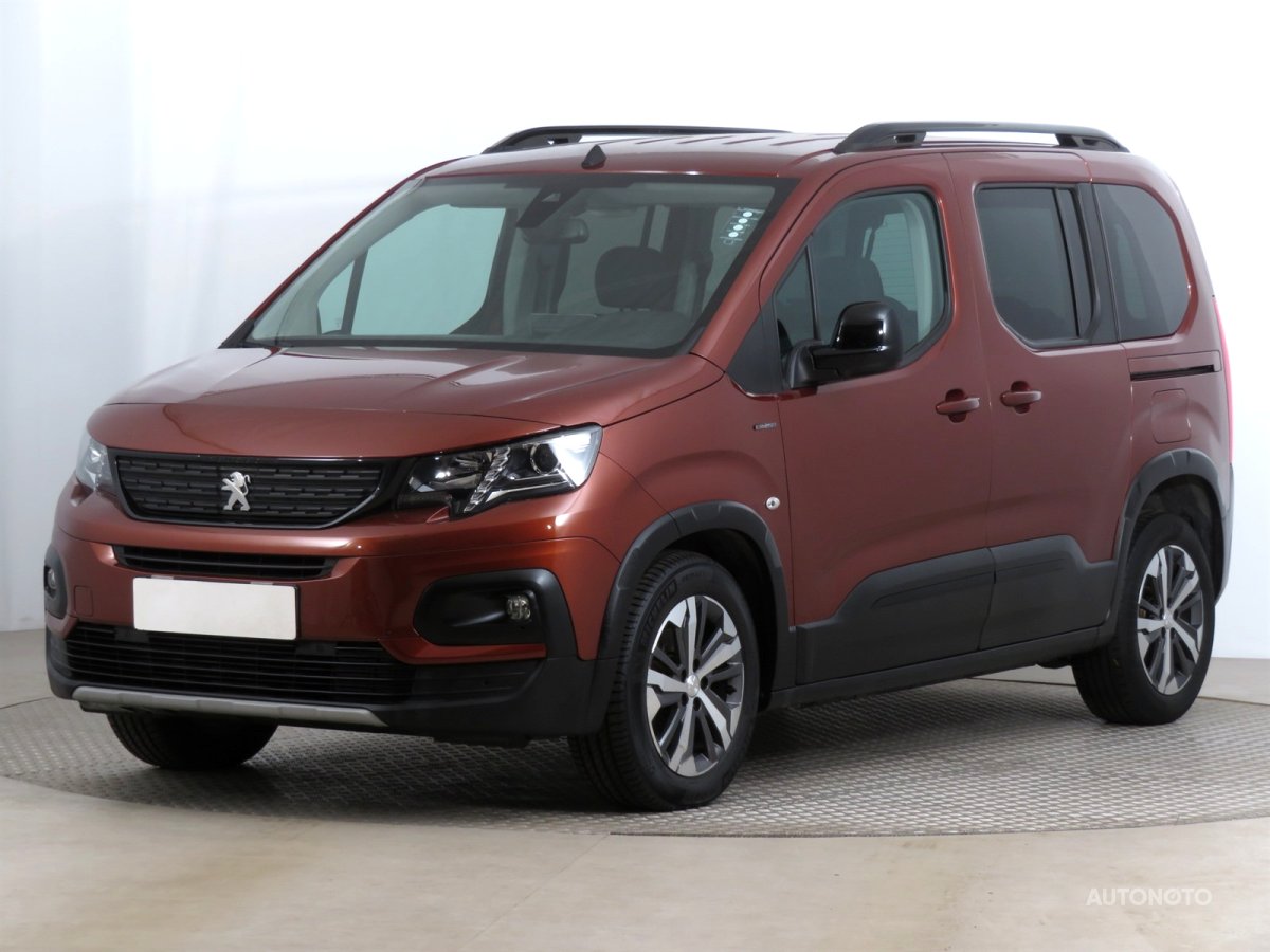 Peugeot Rifter, 2019 - pohled č. 3