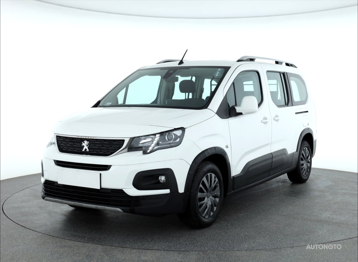 Peugeot Rifter, 2019 - pohled č. 3