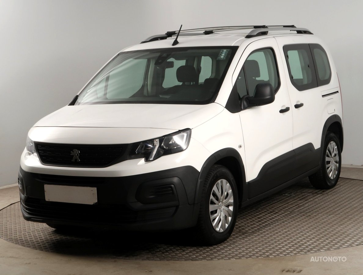 Peugeot Rifter, 2019 - pohled č. 3