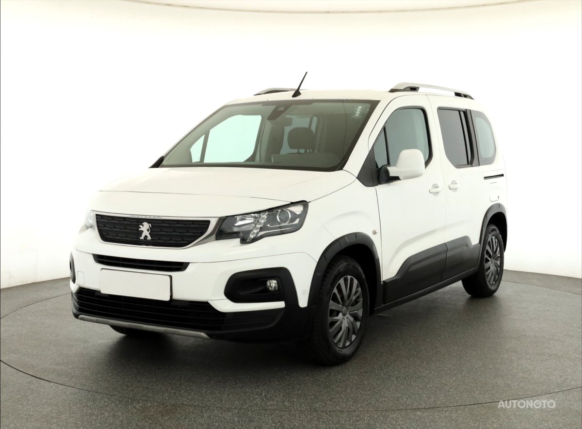 Peugeot Rifter, 2019 - pohled č. 3