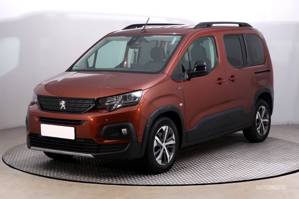 Peugeot Rifter, 2019 - pohled č. 3