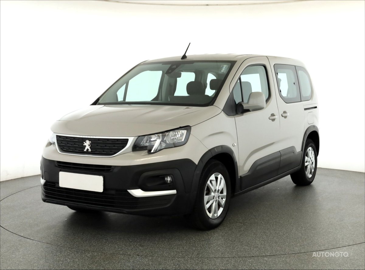 Peugeot Rifter, 2021 - pohled č. 3