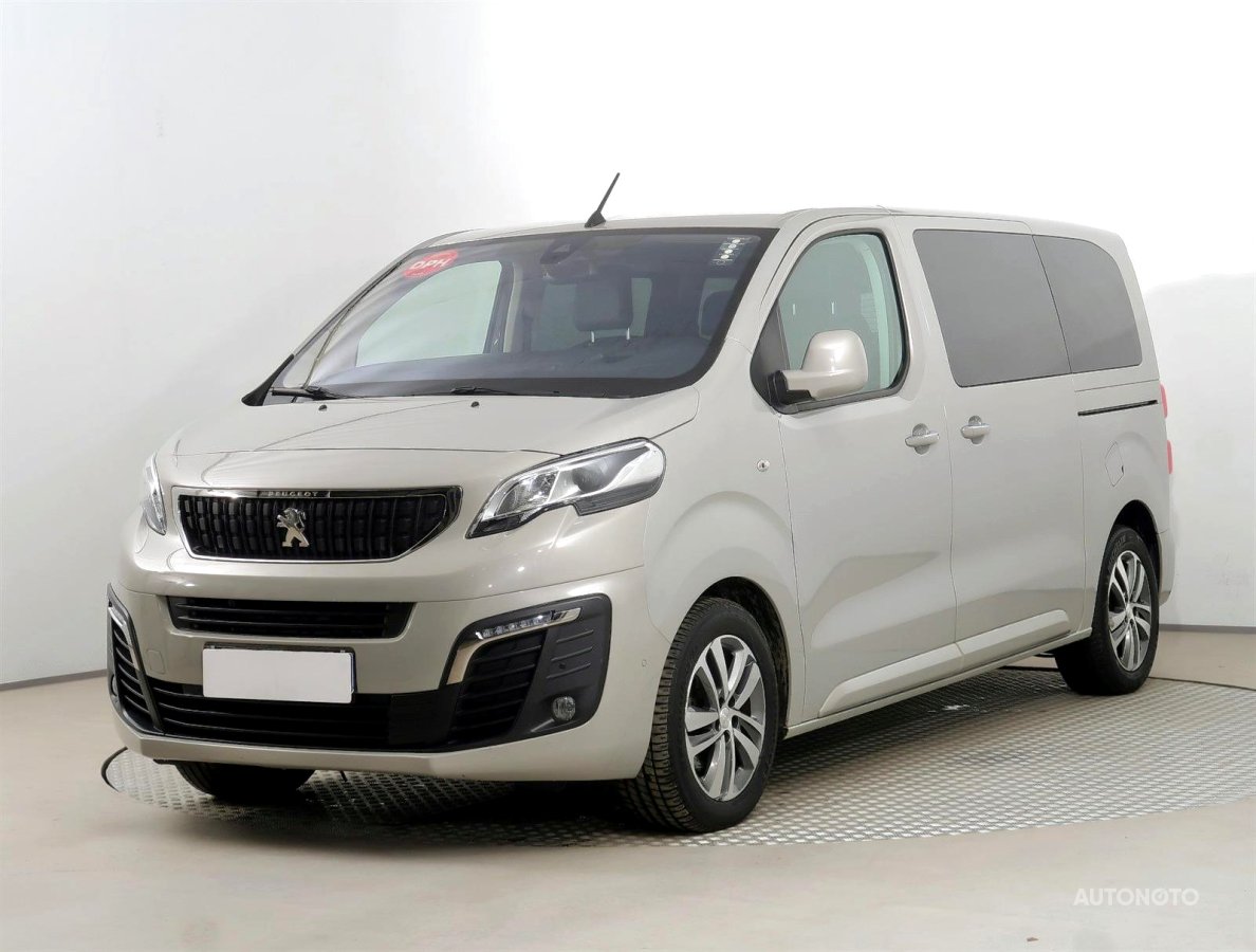 Peugeot Traveller, 2019 - pohled č. 3