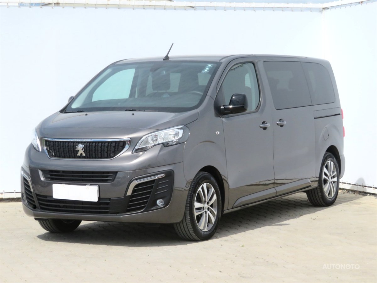 Peugeot Traveller, 2023 - pohled č. 3