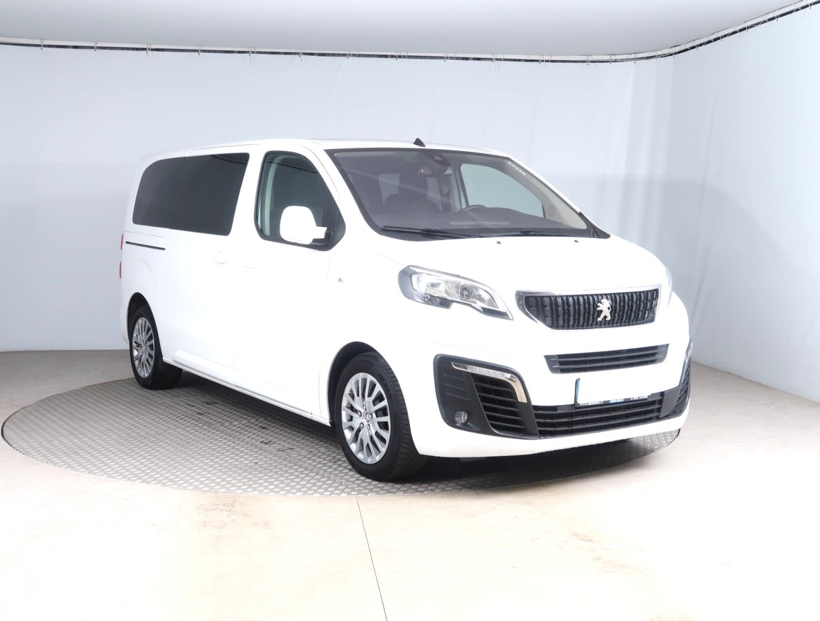 Peugeot Traveller, 2017 - pohled č. 1