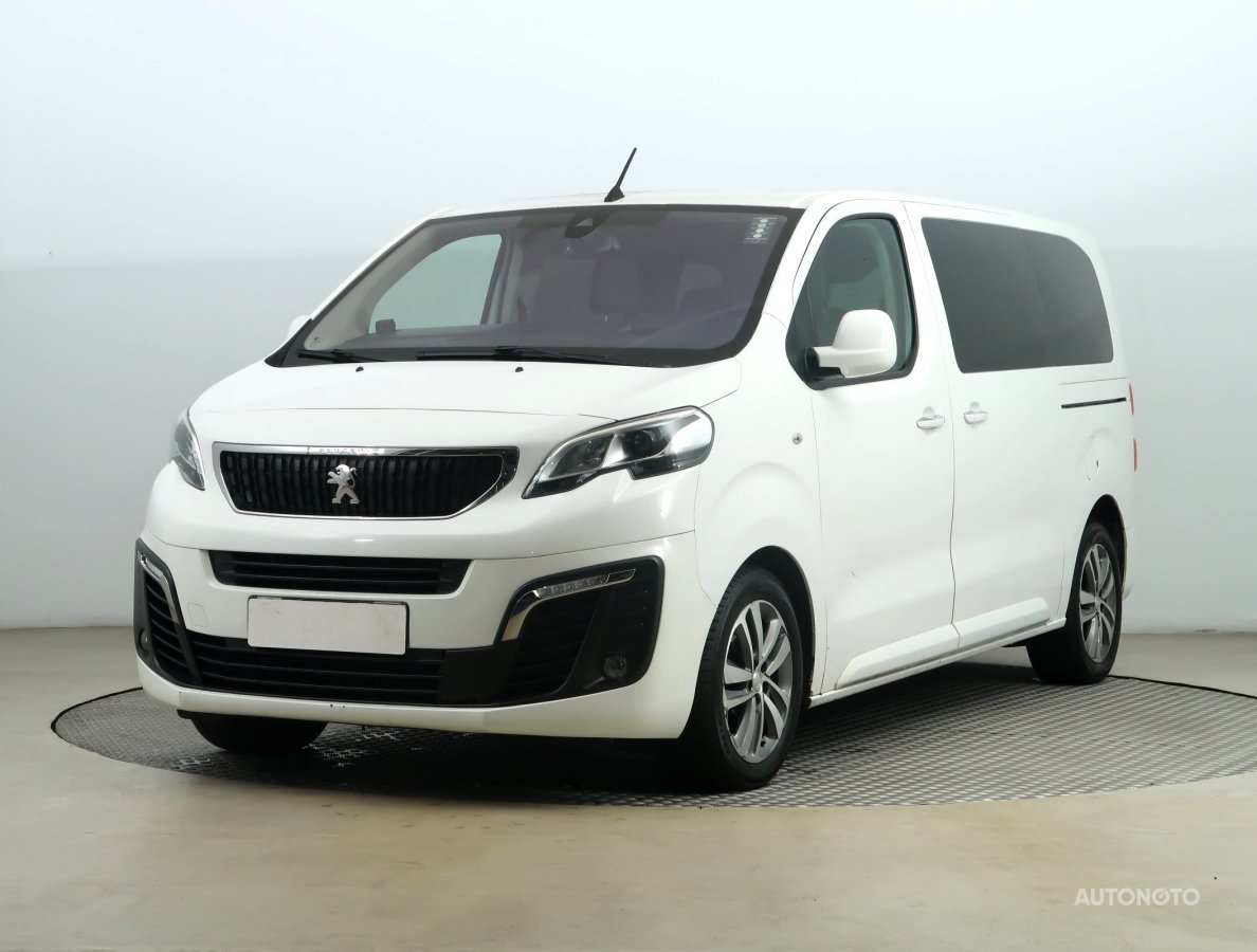 Peugeot Traveller, 2017 - pohled č. 3