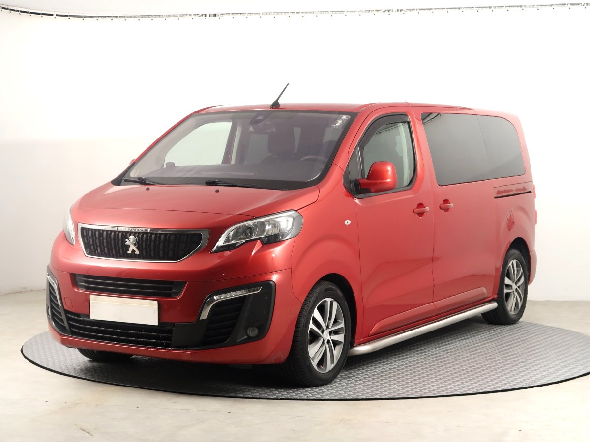 Peugeot Traveller, 2018 - pohled č. 3